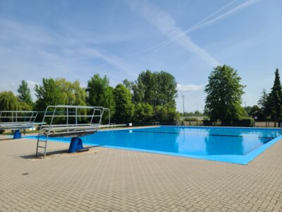 Saisonstart und Neptunfest im Eilsleber Freibad am 25.05.2024