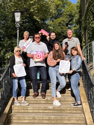 v.l. Beate Seidel, Bürgermeisterin Ulrike Drossel, Fachbereichsleiter Matthias Aufermann, André Zablowski, Jasmin Wiegandt, I. Beigeordneter Bernd Kasischke, Nicole Raupach