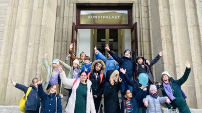 Kunstvolle Abenteuer: Die Bananarama-Kids im Kunstpalast Düsseldorf (Bild vergrößern)