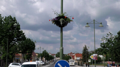 Mehr Blumenampeln in Lauchhammer