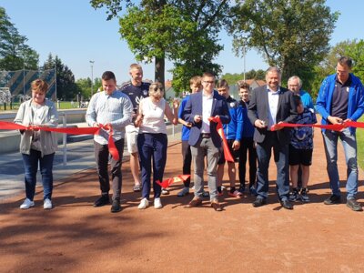Neueröffnung des modernisierten Sportplatzes in Ruhland
