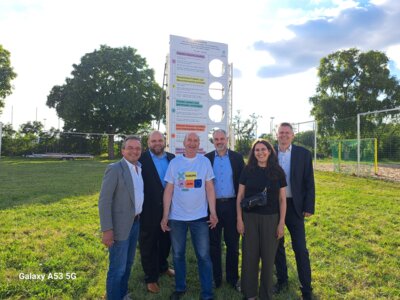 Inter erhält den Bötzow-Preis - Torwand für die Demokratie wurde eingeweiht (Bild vergrößern)