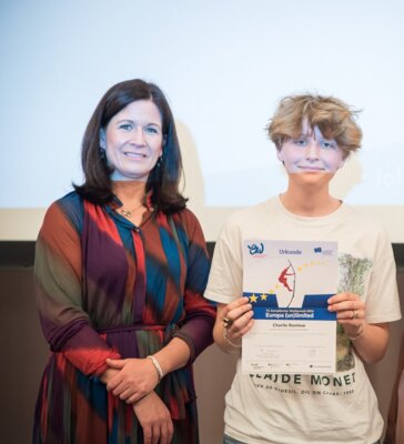 Senatorin und Charlie
