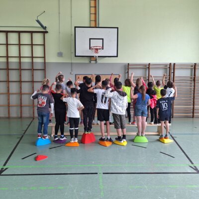 Foto zur Meldung: STEH AUF AKTION!