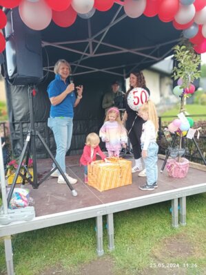 Kinderschutzbund gratuliert zum 50. Jubiläum (Bild vergrößern)