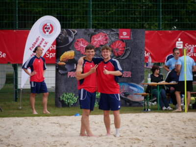 Fair Play und Fußballkunst: Erfolgreiches Beachsoccer-Turnier in Cottbus