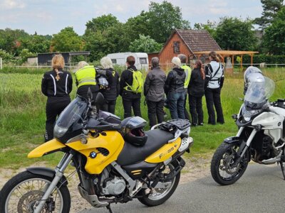 Tour ins Wendland / Biker Biene (Bild vergrößern)