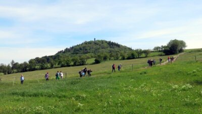 Anstieg zum Geisingberg (Bild vergrößern)