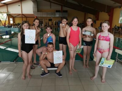 Foto zur Meldung: Schwimmstaffel 2024