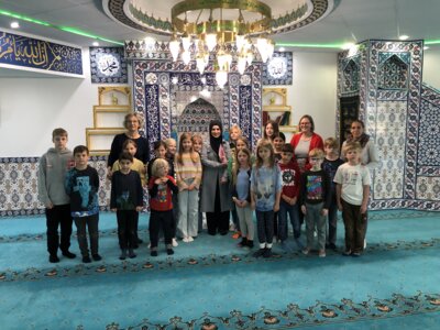 Foto zur Meldung: Besuch in der Moschee