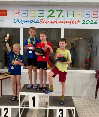 Die Mehrkampfpokalsieger (m) in den vier Jahrgängen. 27. OSF 2026 (Bild vergr&ouml;&szlig;ern)