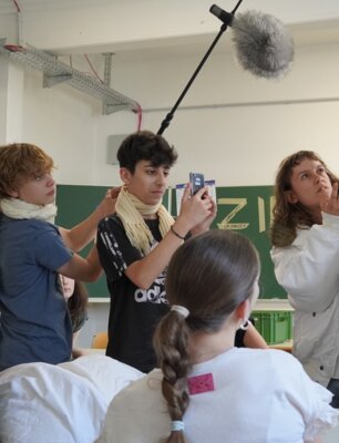 Viel Theater im Klassenzimmer (Bild vergrößern)