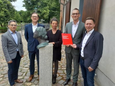 Foto zur Meldung: Ostdeutsche Sparkassenstiftung und Sparkasse Prignitz fördern die Ausrichtung der 16. Lotte Lehmann Akademie