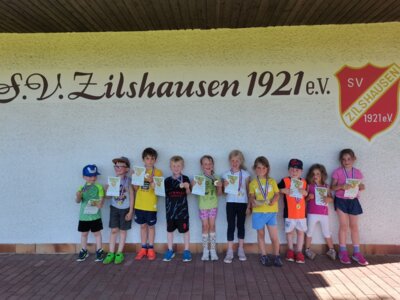 Kids der Zelser Ballschule absolvieren Mini-Sportabzeichen