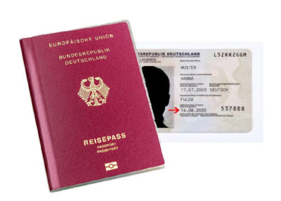 Fotocollage Beispiel Ausweise (Bild vergrößern)