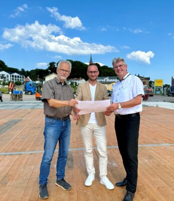 Meldung: Erster Spatenstich für das Verkaufszelt des Netto-Marktes
