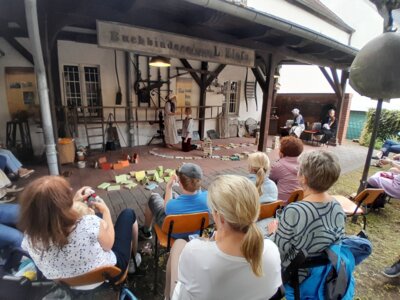 Foto zur Meldung: Erfolgreiche Premiere für Theater-AG im Perleberger Museumshof
