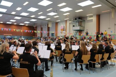 30 Jahre Jugendblasorchester Seelze – der Geburtstag als großes Festival (Bild vergrößern)