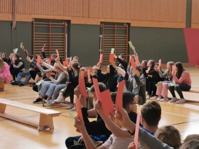 Foto zur Meldung: Demokratie-Projekt der 7. Klassen