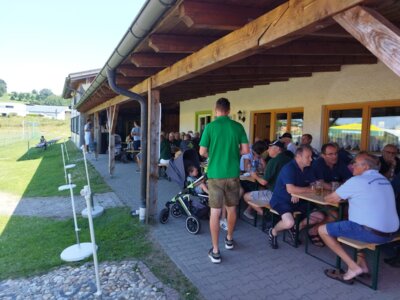 Foto zur Meldung: Sport und Spaß bei sommerlichen Temperaturen