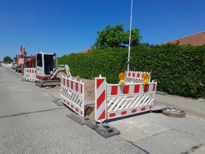 Foto: Rolandstadt Perleberg | Die Vorarbeiten auf der Quitzower Straße zwischen An den Hufen und Friedrichsstraße haben bereit begonnen.