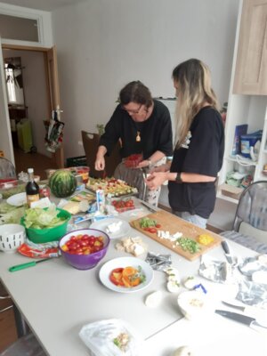 Leckeres Buffet aus geretteten Lebensmitteln (Bild vergrößern)