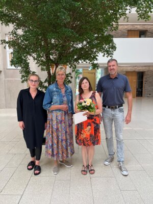 Foto zur Meldung: Dienstjubiläum bei der Gemeinde Holzwickede