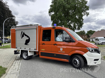Ein großes Ereignis für die Ortsfeuerwehr Buchholz war im August 2023 die Übergabe des neuen TSF-W. Foto: Katja Zeiger (Bild vergr&ouml;&szlig;ern)