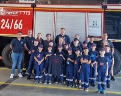 Meldung: Kinderfeuerwehr Zülpich zu Besuch bei der Feuerwehr am Fliegerhorst Nörvenich