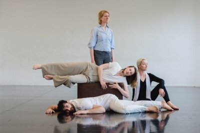 Tanz-Theater der tanzkompanie golde g. und des Theaters Weites Feld (Bild vergrößern)