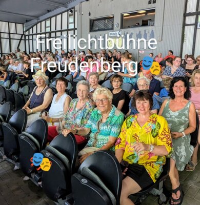 Meldung: Senioren auf der Bühne