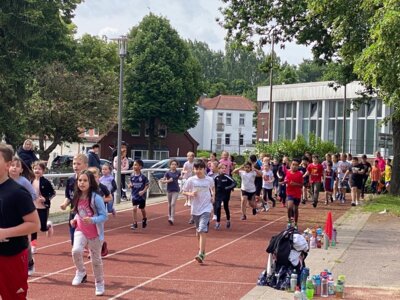 Lauftag der Grundschule (Bild vergr&ouml;&szlig;ern)