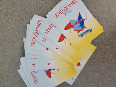 Lesesommer-Zertifikate können in der Bibliothek abgeholt werden (Bild vergrößern)