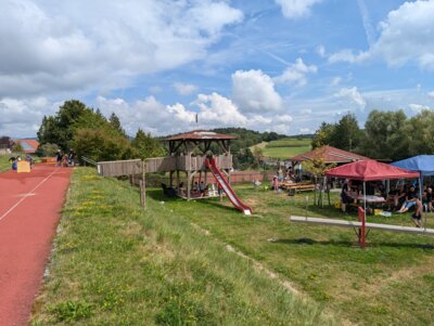 Foto zur Meldung: Spiel und Spaß mit der Feuerwehr