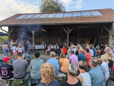 Kinderdisco, Lagerfeuer und indischer Abend