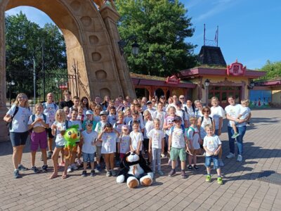Gruppenfoto im Holiday Park