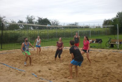 Grünsfeld, Erweiterung der Nutzungsmöglichkeit des Beachvolleyballplatzes (Bild vergrößern)