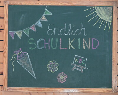 Feierliche Einschulung der neuen Erstklässler (Bild vergr&ouml;&szlig;ern)