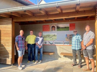 Neue Schautafel informiert über archäologische Funde in Obendorf