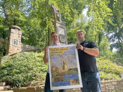Foto zur Meldung: Bundesweiter Tag des offenen Denkmals: Auf dem Kellerkopf in Hengsen werden der Wunsch nach Frieden und die deutsch-französische Freundschaft gelebt