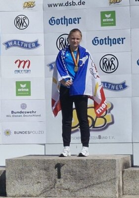 Goldmarie Finja Linn Schlünz vom SV Vier Tore Neubrandenburg