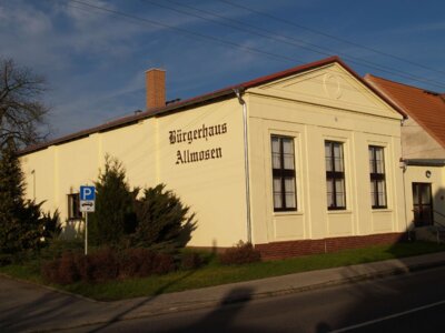 Bürgerhaus Allmosen (Bild vergrößern)