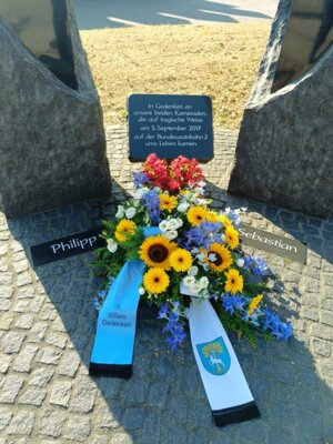 Sirenengedenken / Gedenken an getötete Kameraden der Ortswehr Lehnin (Bild vergrößern)