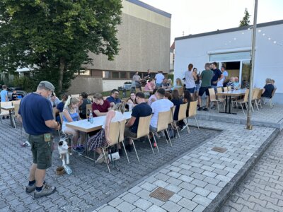 Arbeitsdienst und Grillabend der EA Burgberg (Bild vergrößern)