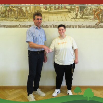 Neue Auszubildende im Rathaus (Bild vergrößern)