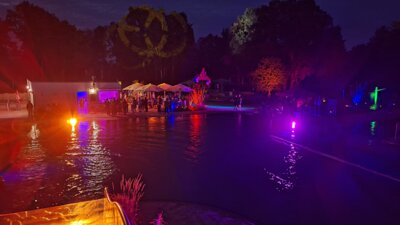 Illumination im Naturbad 2 (Bild vergrößern)