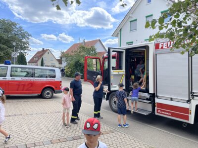 Kinderferienprogramm "Tag bei der Feuerwehr" (Bild vergr&ouml;&szlig;ern)