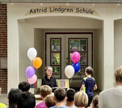"Wir sagen dir Tschüss..." (Bild vergr&ouml;&szlig;ern)