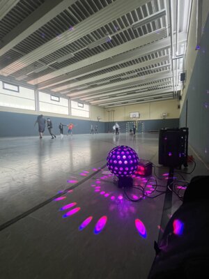 Wochenabschlussdisko (Bild vergrößern)