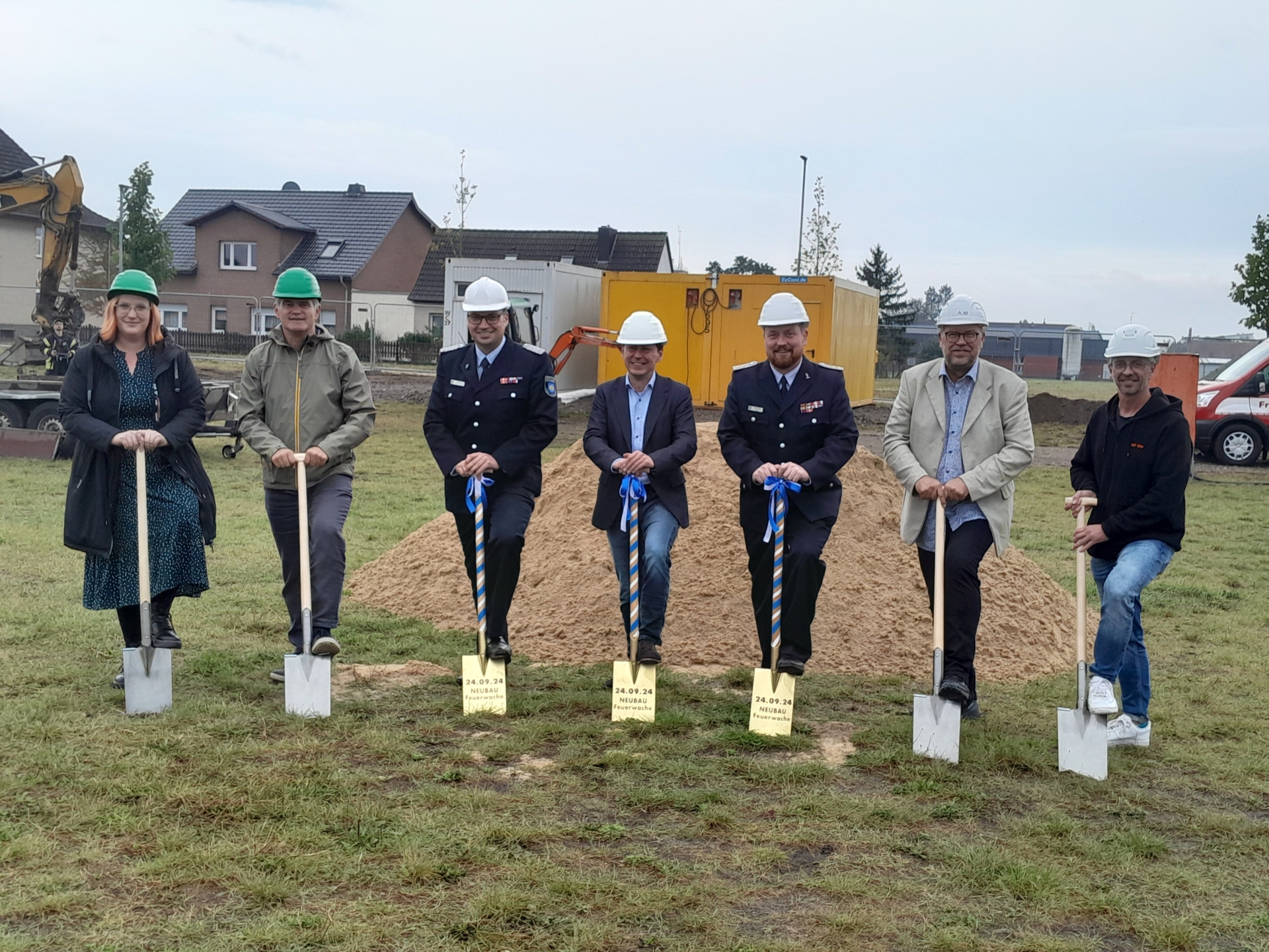 Erster Spatenstich für neue Perleberger Feuerwache setzt Signal für den ...